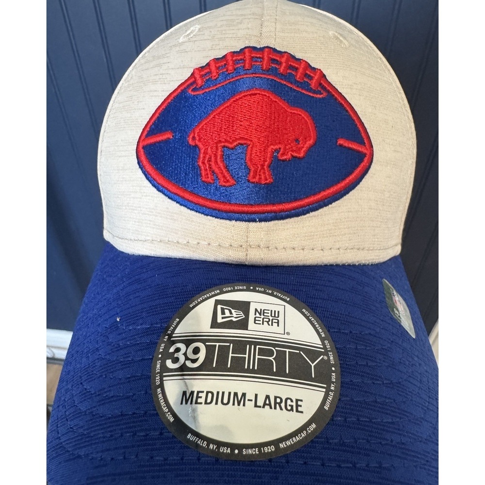 NEW Buffalo Bills NFL New‎ Era 39Thirty Medium/ Large Hat Football Cap